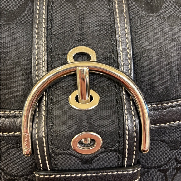 Coach soho 10297 signature shoulder bag with dust bag - Picture 11 of 16